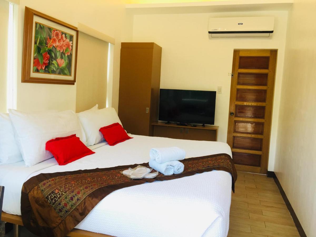The Carmelence Lodge Tagaytay City Eksteriør billede